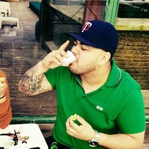 Meet your Posher, Robert